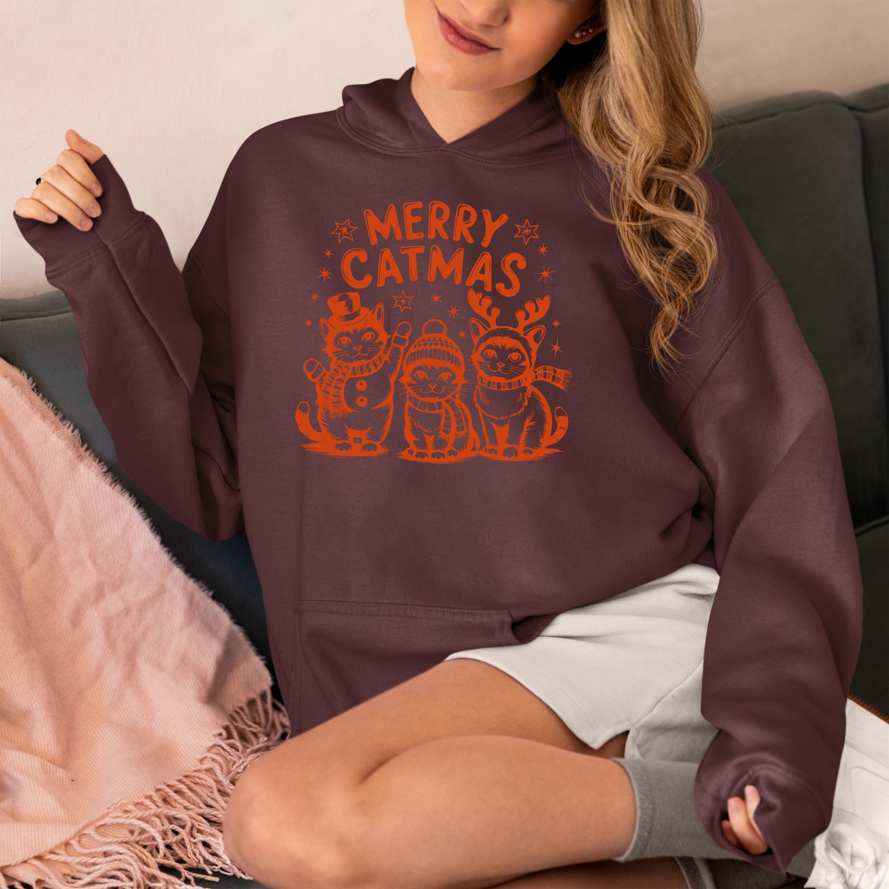 Merry Catmas Christmas Cat Art - Festive Holiday Gift for Cat Lovers - Whimsical Feline Artwork Hoodie