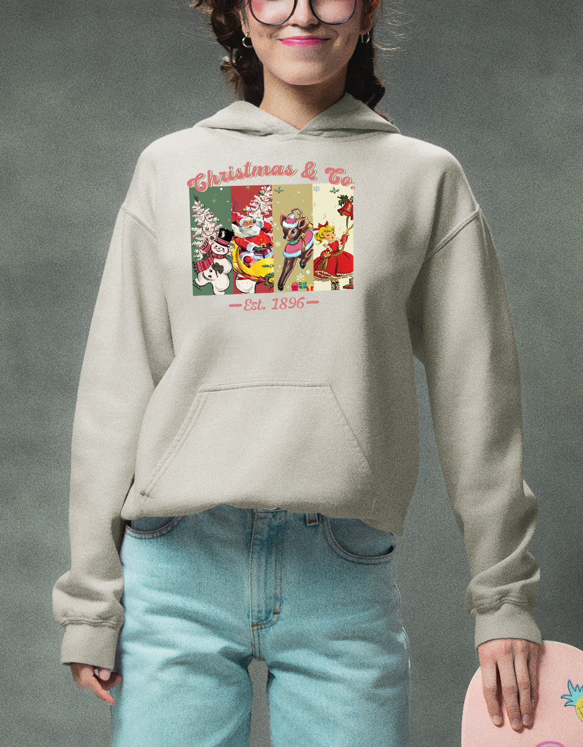 Christmas & Co 1896 Vintage Holiday Keepsake – Handmade Seasonal Gift for Collectors Hoodie