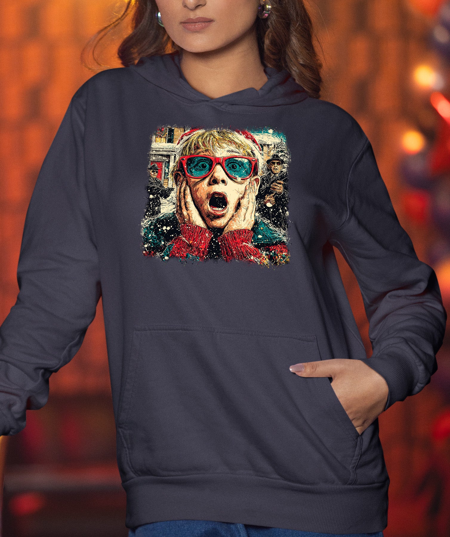 McCallister Scream Christmas Moment – Festive Holiday Pop Culture Theme, Cozy Season Tribute, Seasonal Gift Idea Hoodie