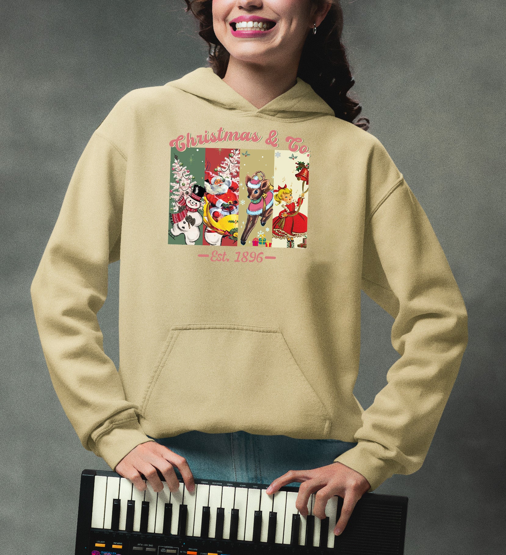 Christmas & Co 1896 Vintage Holiday Keepsake – Handmade Seasonal Gift for Collectors Hoodie
