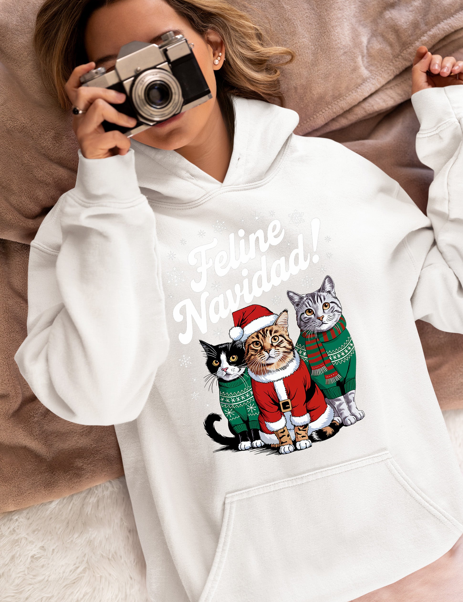 Cat Snowflakes Christmas Theme - Festive Holiday Cat Artwork for Season Hoodie