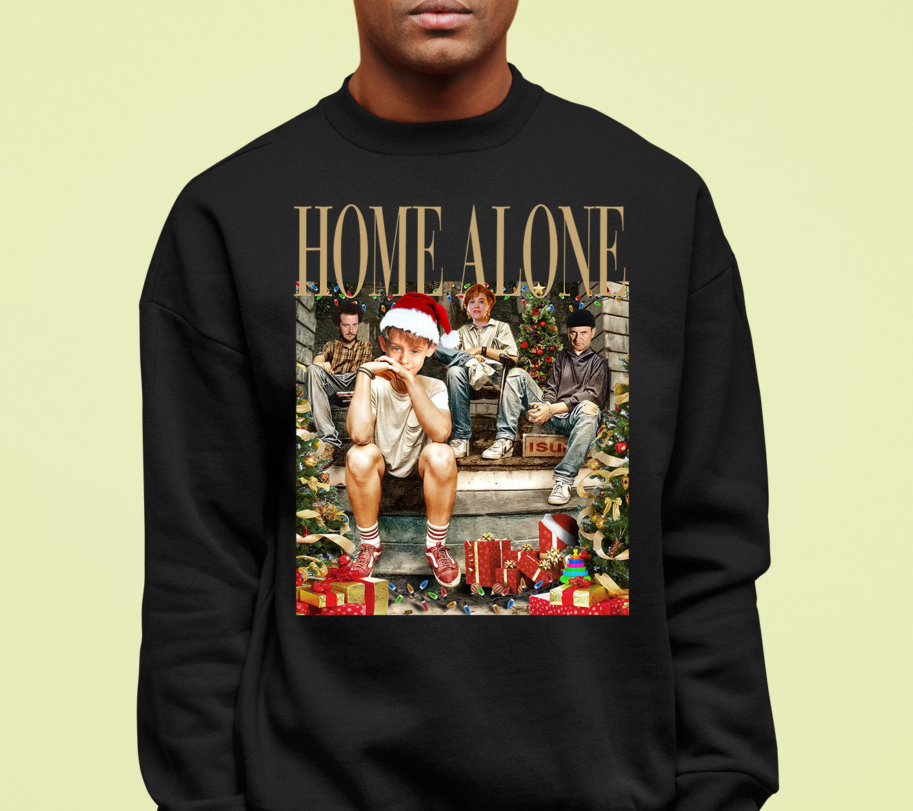Home Alone on the Porch Christmas Scene - Cozy Holiday Porch Display Gift Idea Sweatshirt