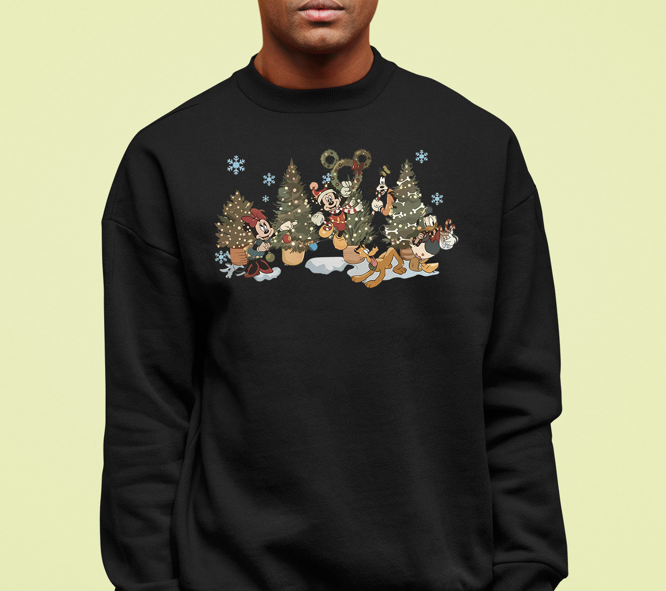 Vintage Christmas Fairytale Retro Style - Yuletide Nostalgia, Cozy Holiday Vintage Theme Sweatshirt