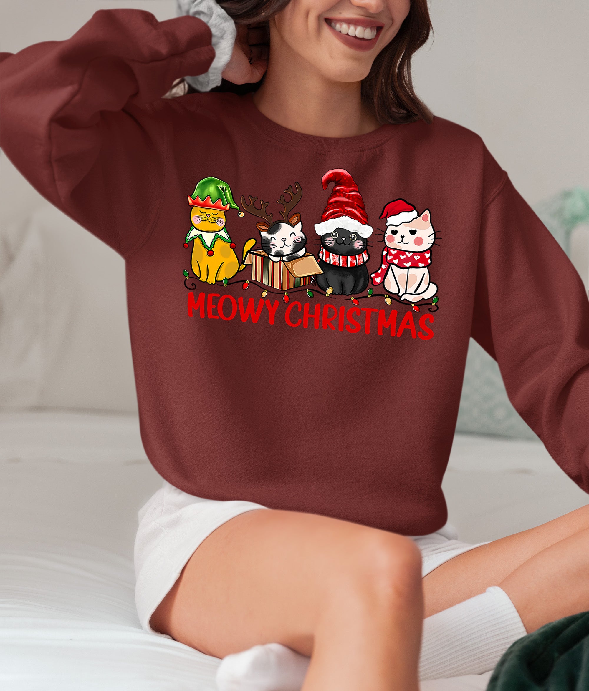 Meowy Christmas Cat Art - Festive Holiday Illustration for Cat Lovers, Cute Seasonal Gift Idea Sweatshirt