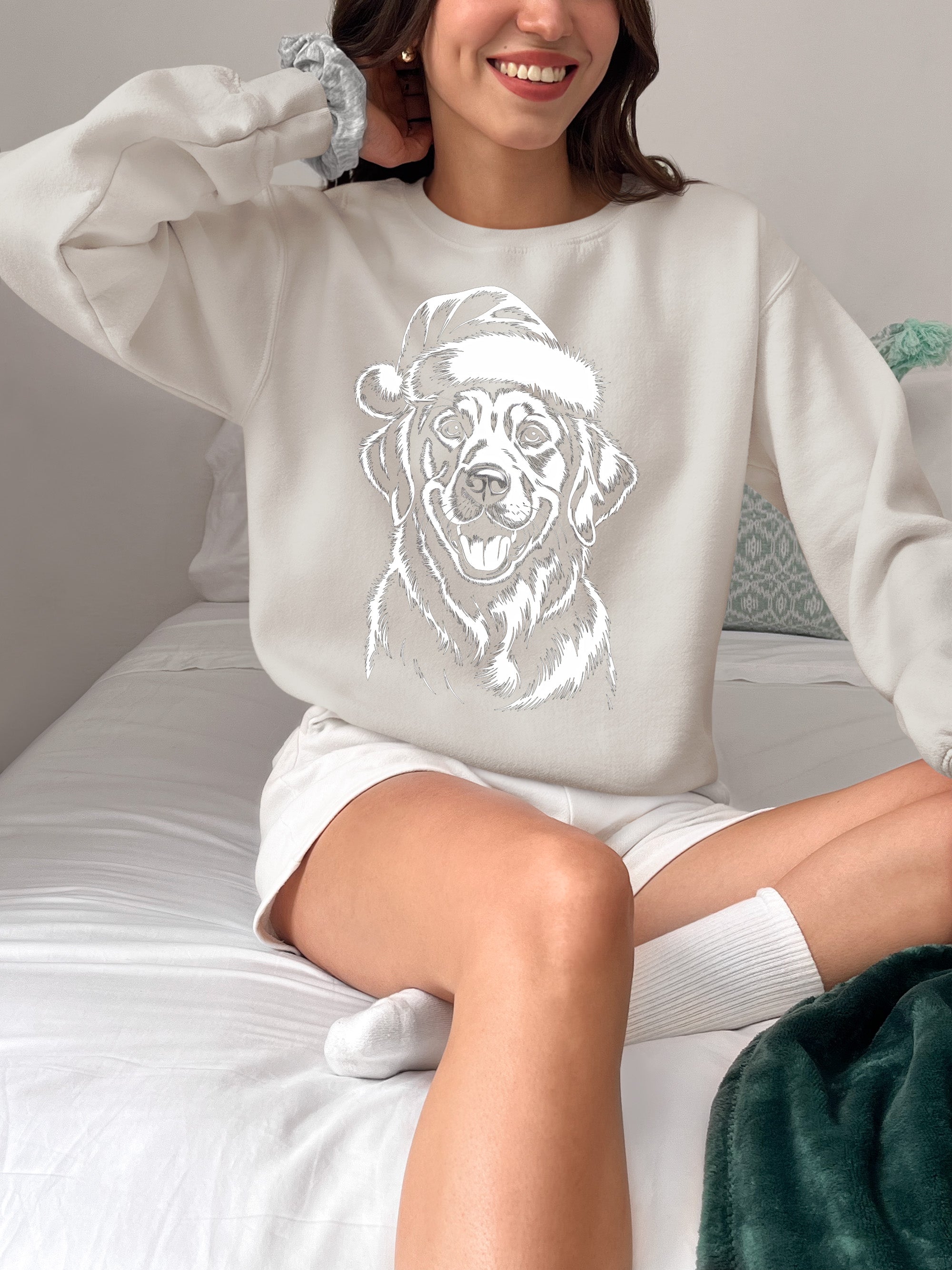Christmas Dog Illustration for Pet Lovers – Festive Holiday Scene Gift Idea, Cozy Canine Portrait, Seasonal Cheer Sweatshirt