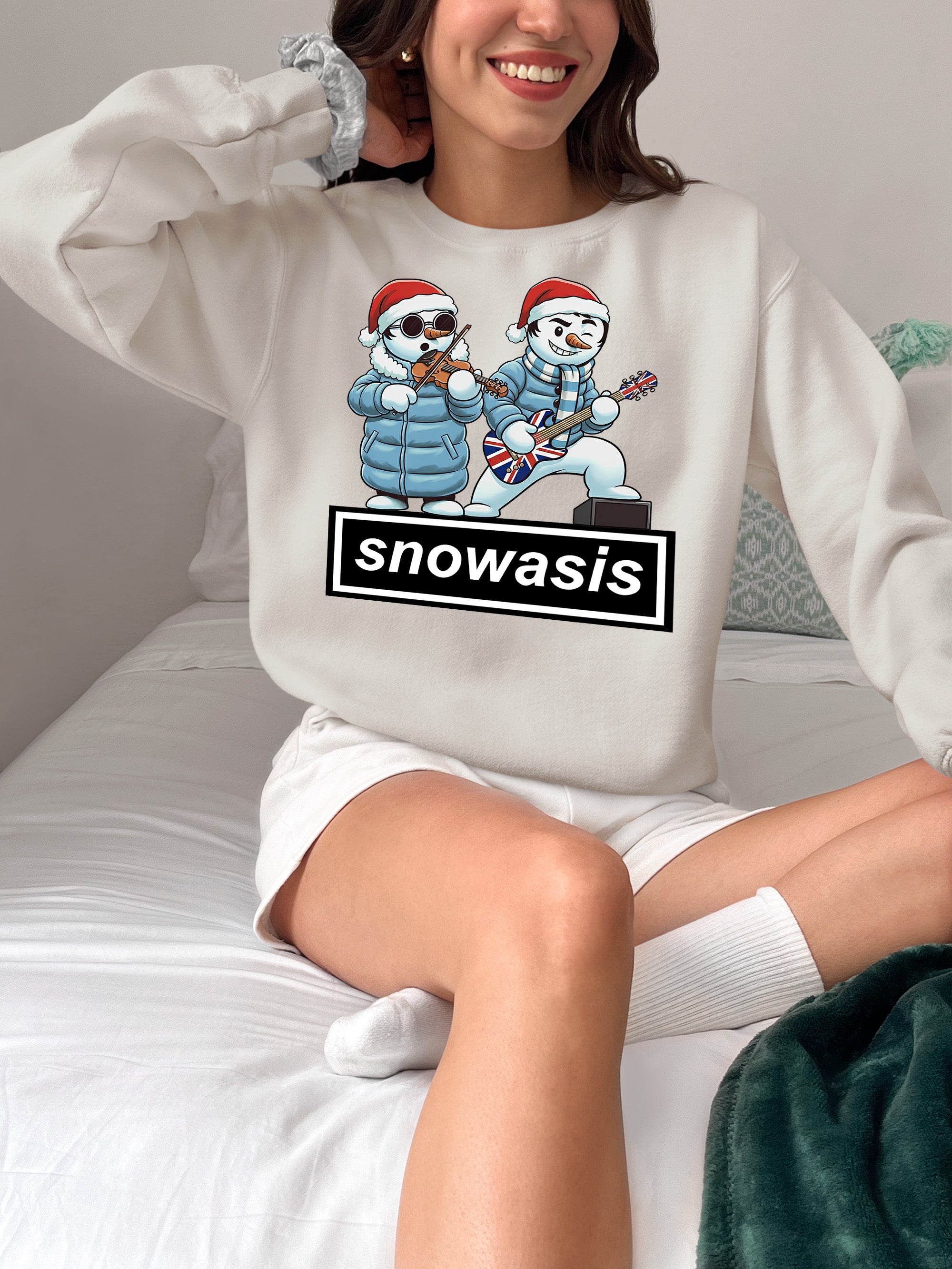 Snowasis Guitar and Violin Christmas Theme - Festive Gift for Music Lovers, Holiday Cheer, Unique Seasonal Accessory Sweatshirt