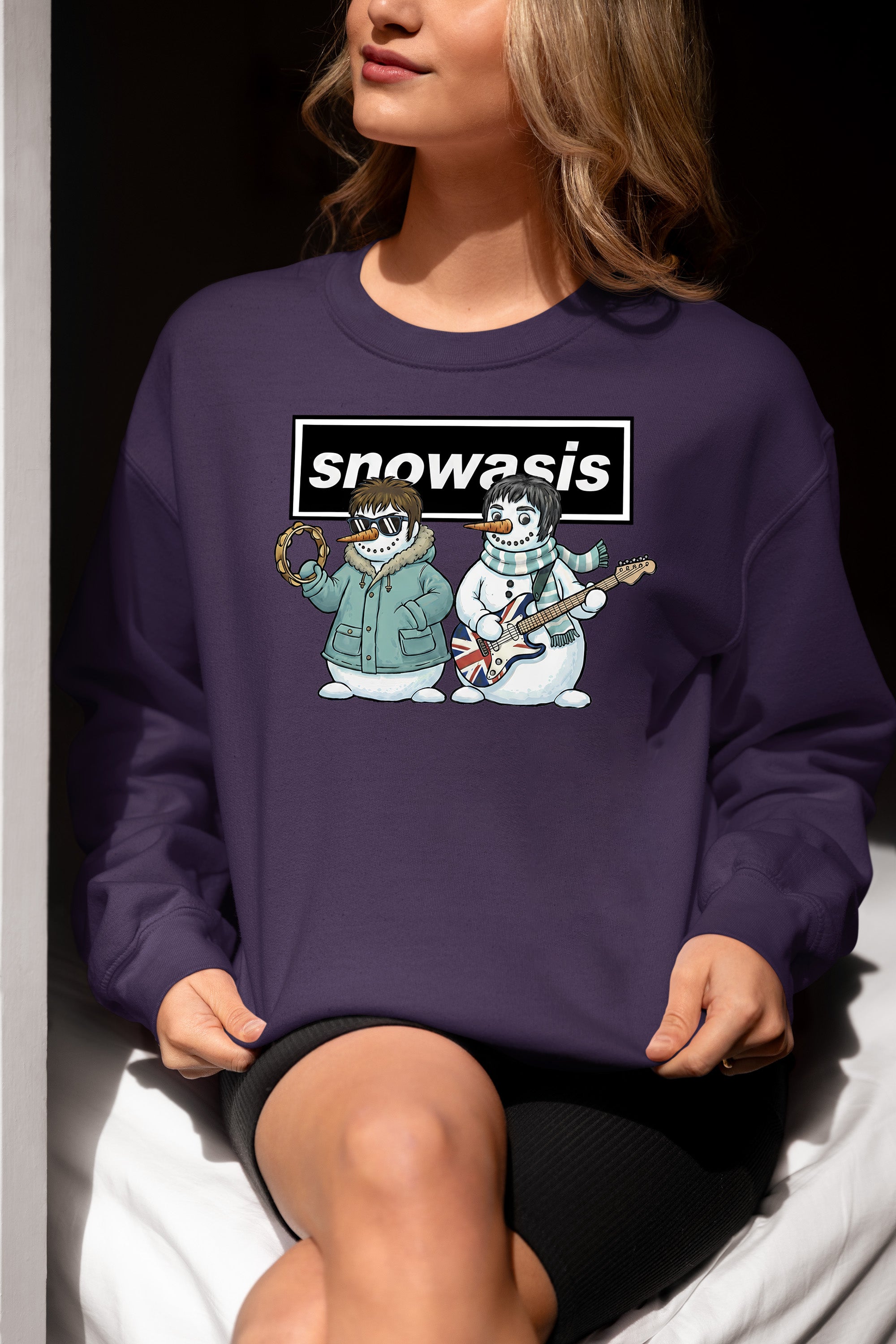 Snowasis Snowmen Guitar Christmas Keepsake - Handmade Whimsical Holiday Sculpture Gift Idea Sweatshirt