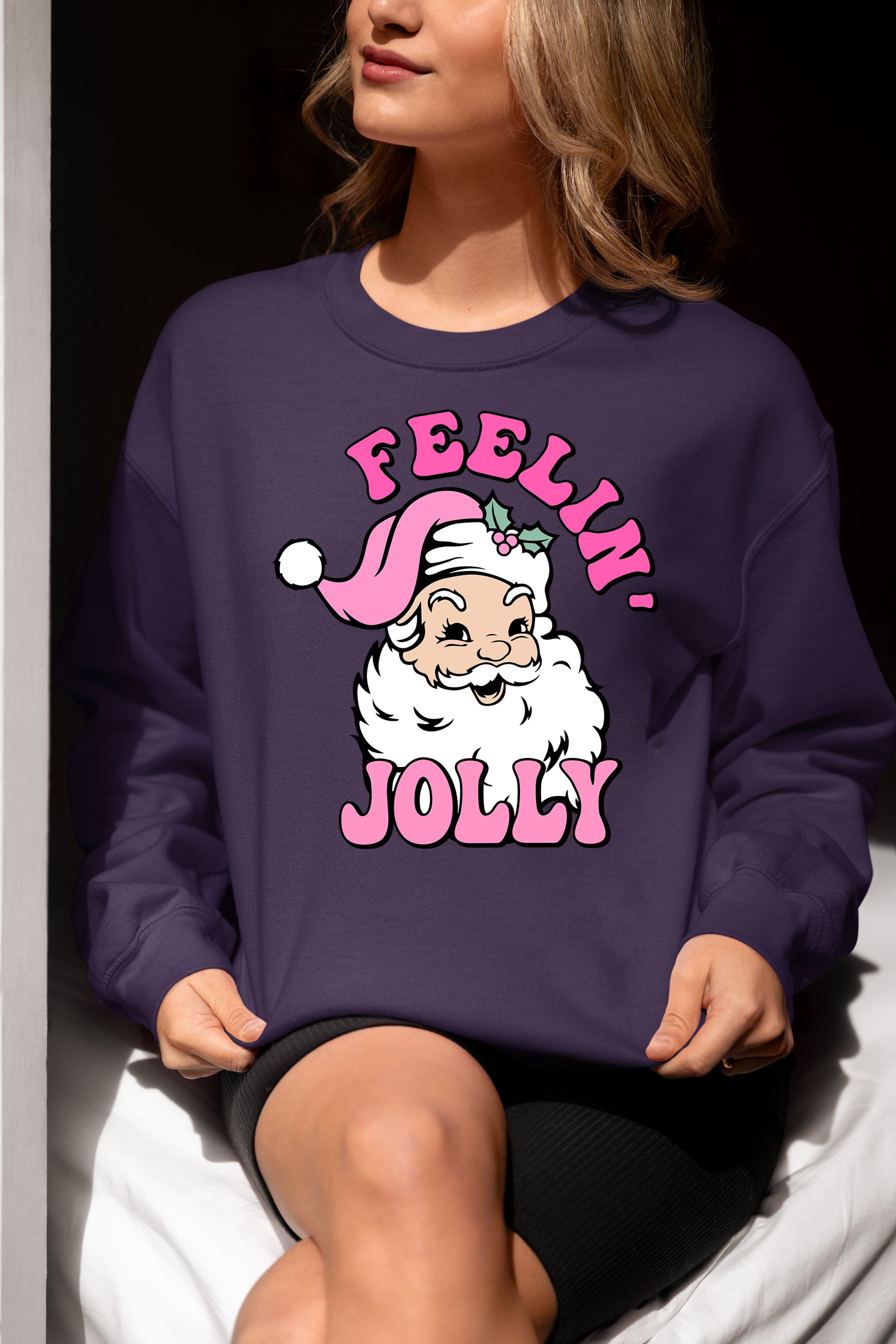 Feelin Jolly Christmas Theme for Festive Lovers - Cozy Seasonal Gift Idea Sweatshirt