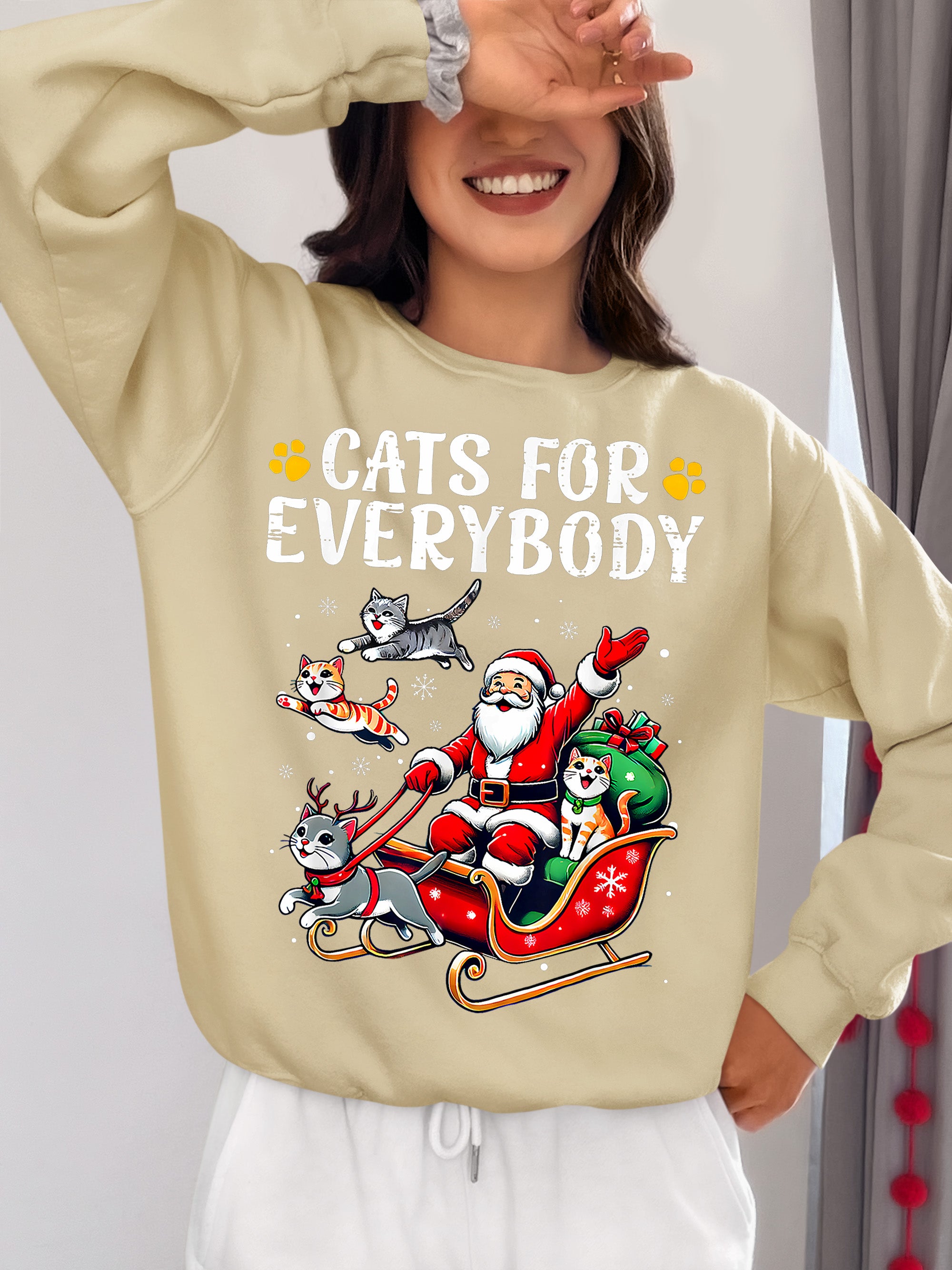 Christmas Cats for Everybody - Festive Cat Portrait Artwork for Cat Lovers - Cozy Holiday Kitty Keepsake Sweatshirt
