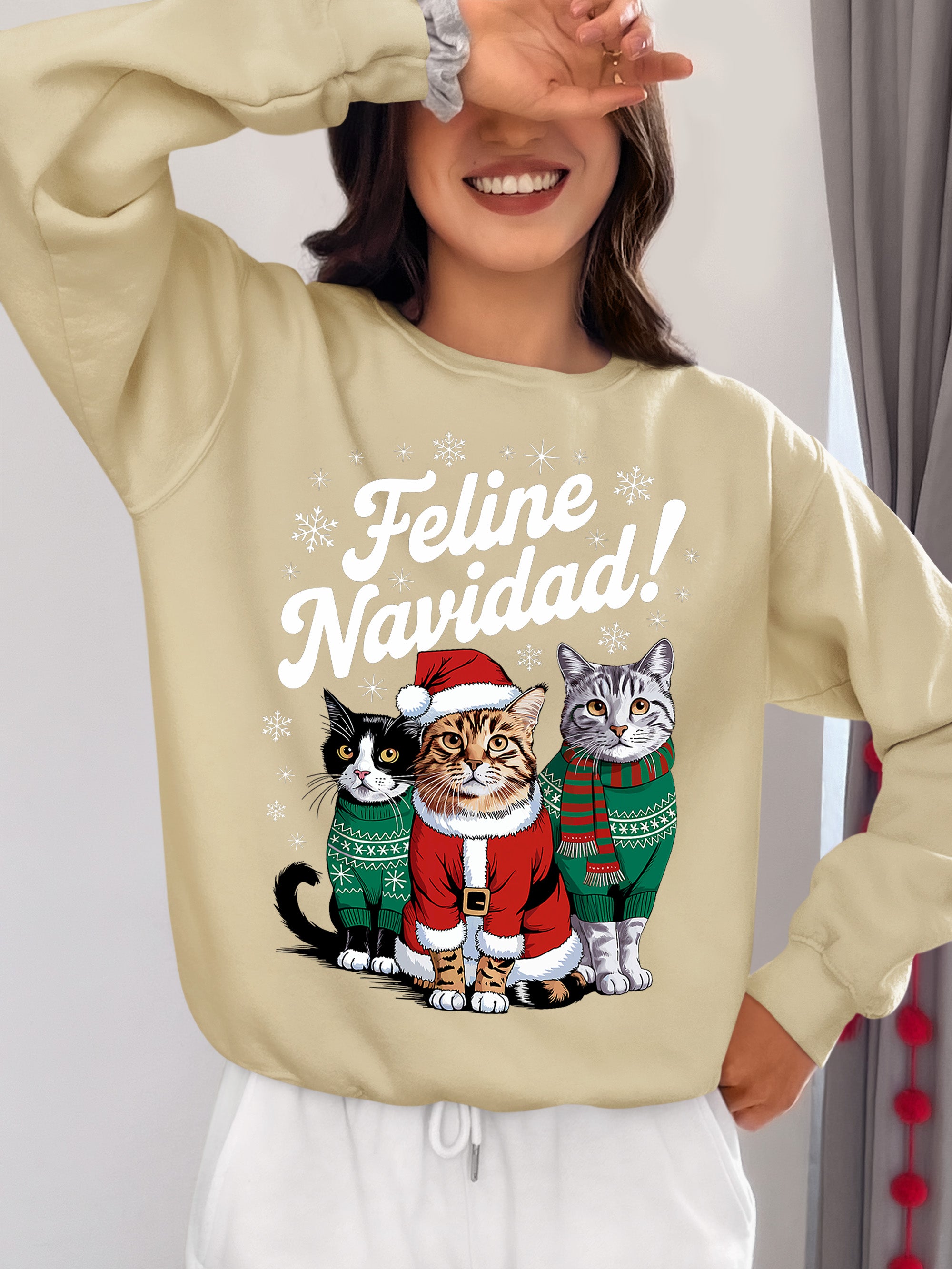 Cat Snowflakes Christmas Theme - Festive Holiday Cat Artwork for Season Sweatshirt