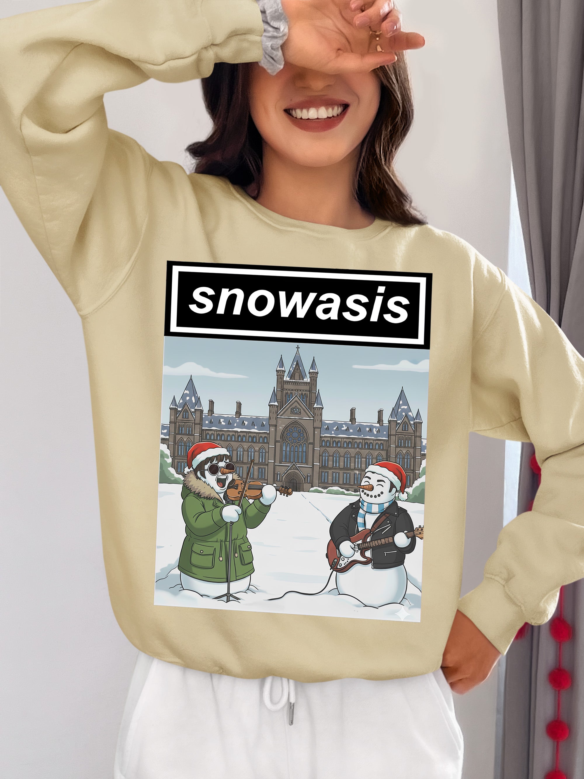 Snowasis in Front of Glasgow Kelvingrove – Christmas Scene, Festive Glasgow Landmark, Snowy Cityscape Gift Idea, Scottish Holiday Art Sweatshirt