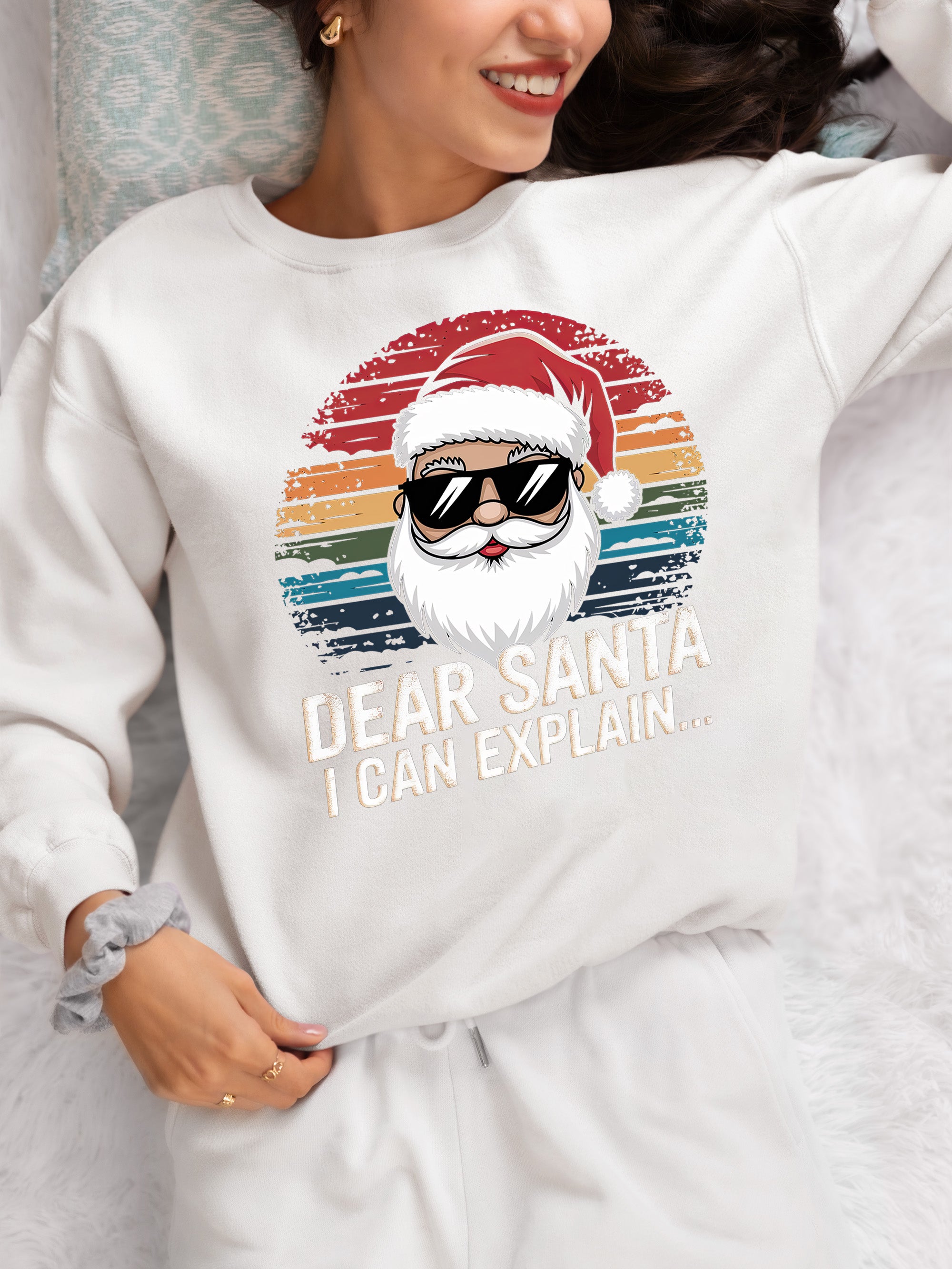 Dear Santa I Can Explain - Funny Christmas Gift Quote for Holiday Cheer & Santa Humor Sweatshirt