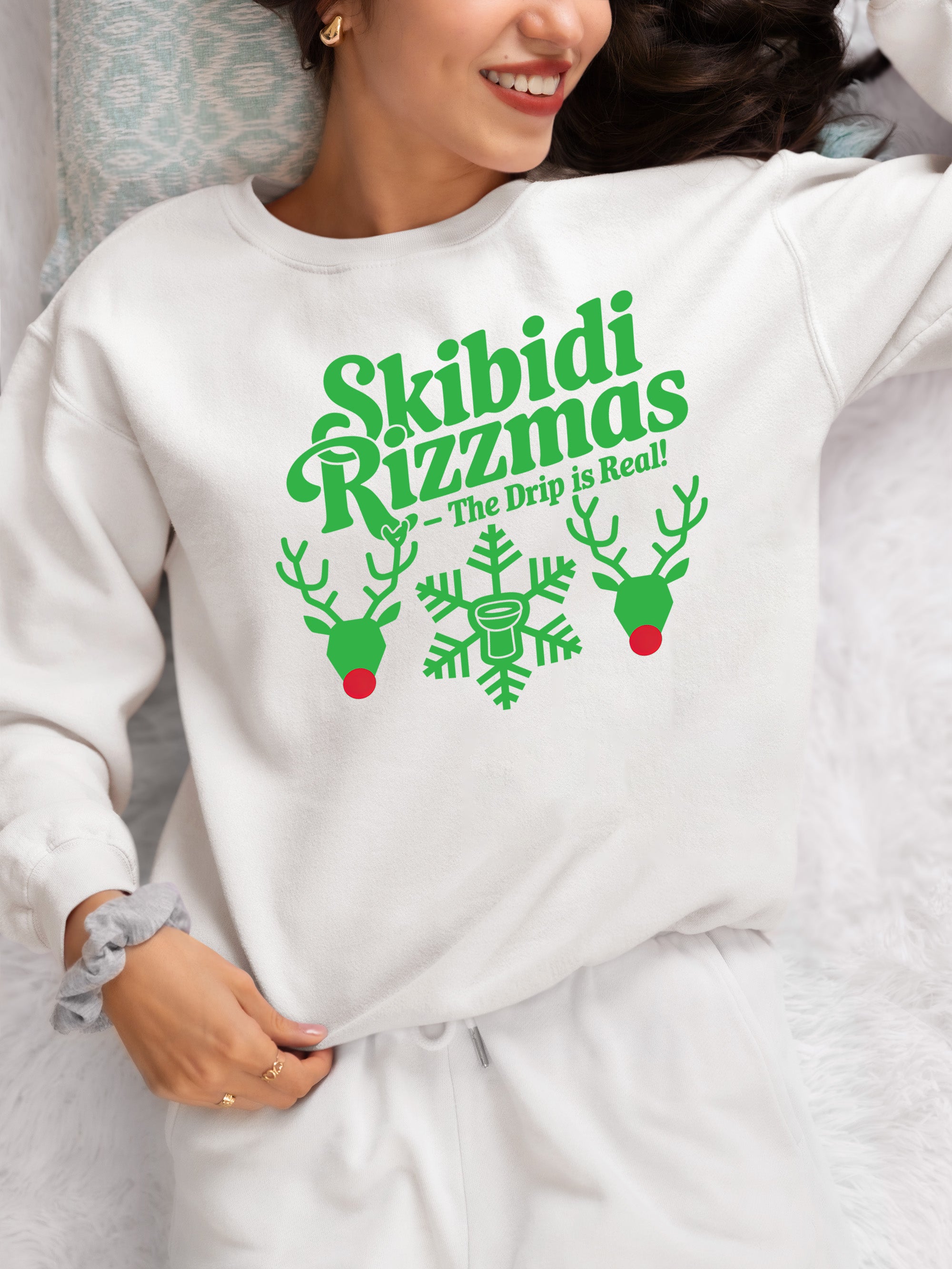 Skibidi Rizzman Christmas Character - Festive Holiday Cheer for Fans, Whimsical Seasonal Gift Idea Sweatshirt