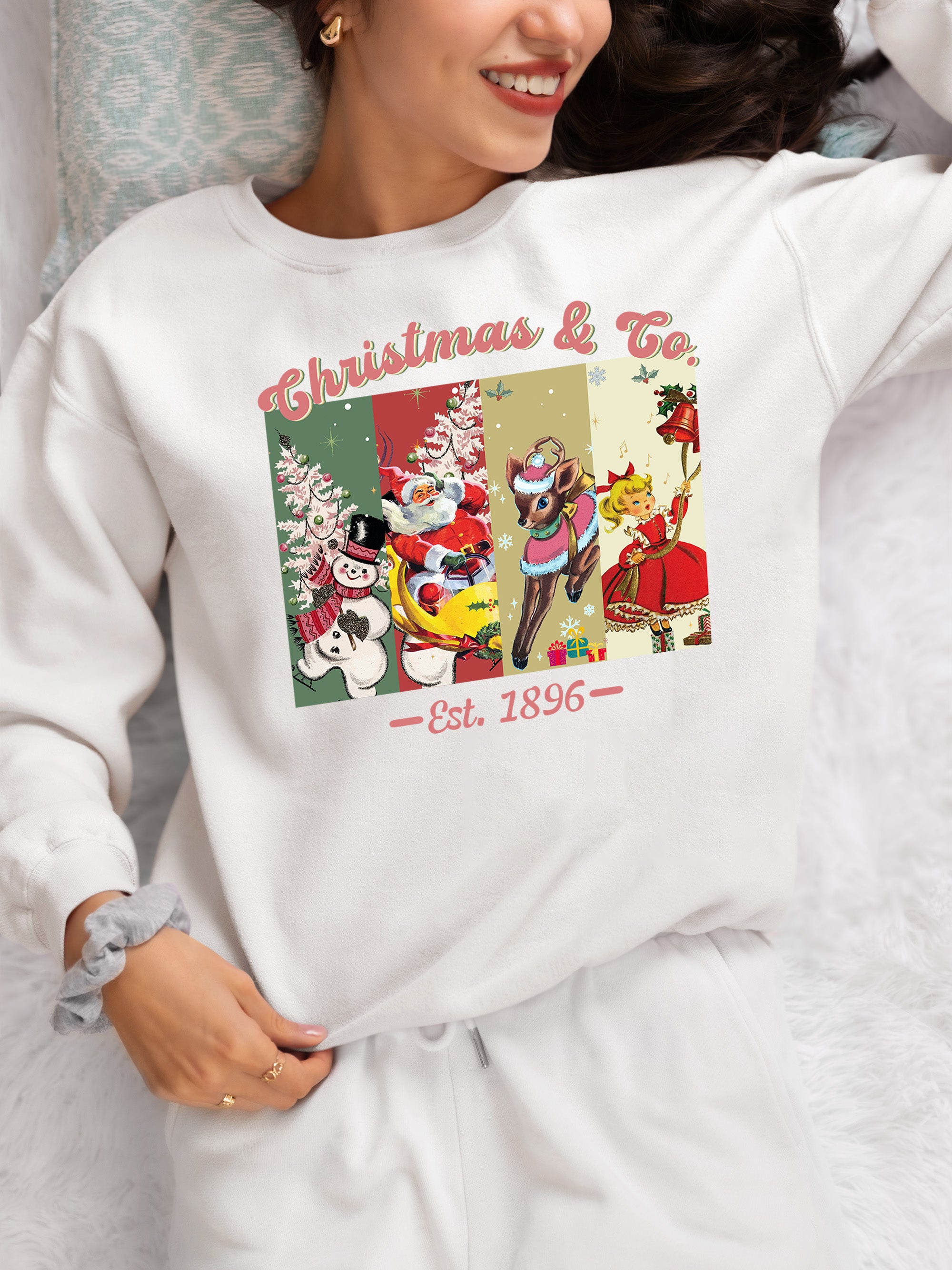 Christmas & Co 1896 Vintage Holiday Keepsake – Handmade Seasonal Gift for Collectors Sweatshirt