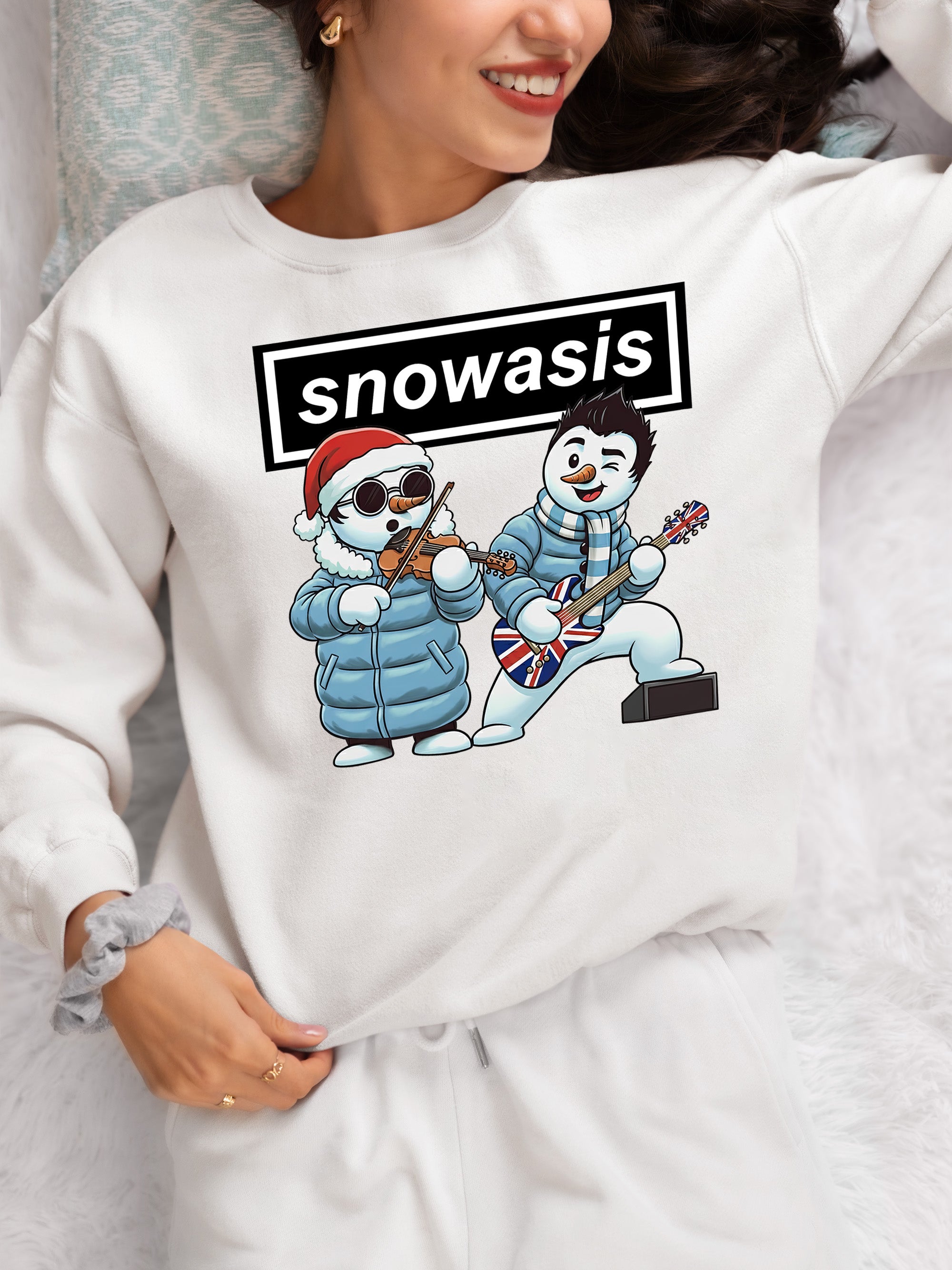Snowasis Violin Gutar Winking – Christmas Music Themed Charm for Stockings & Holiday Accessories Sweatshirt