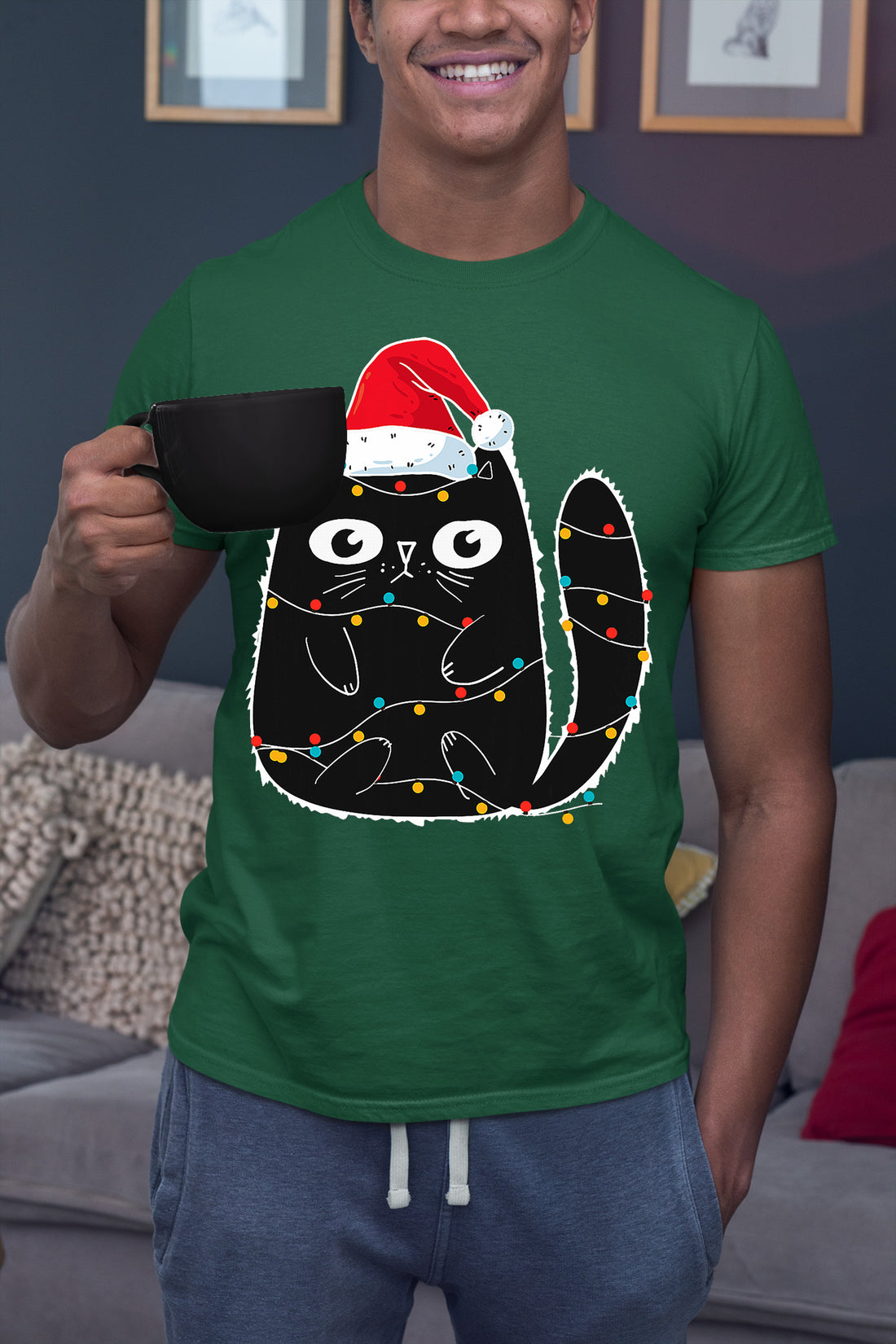 Cute Cat in Santa Hat - Christmas Feline Themed Gift for Holidays T-Shirt
