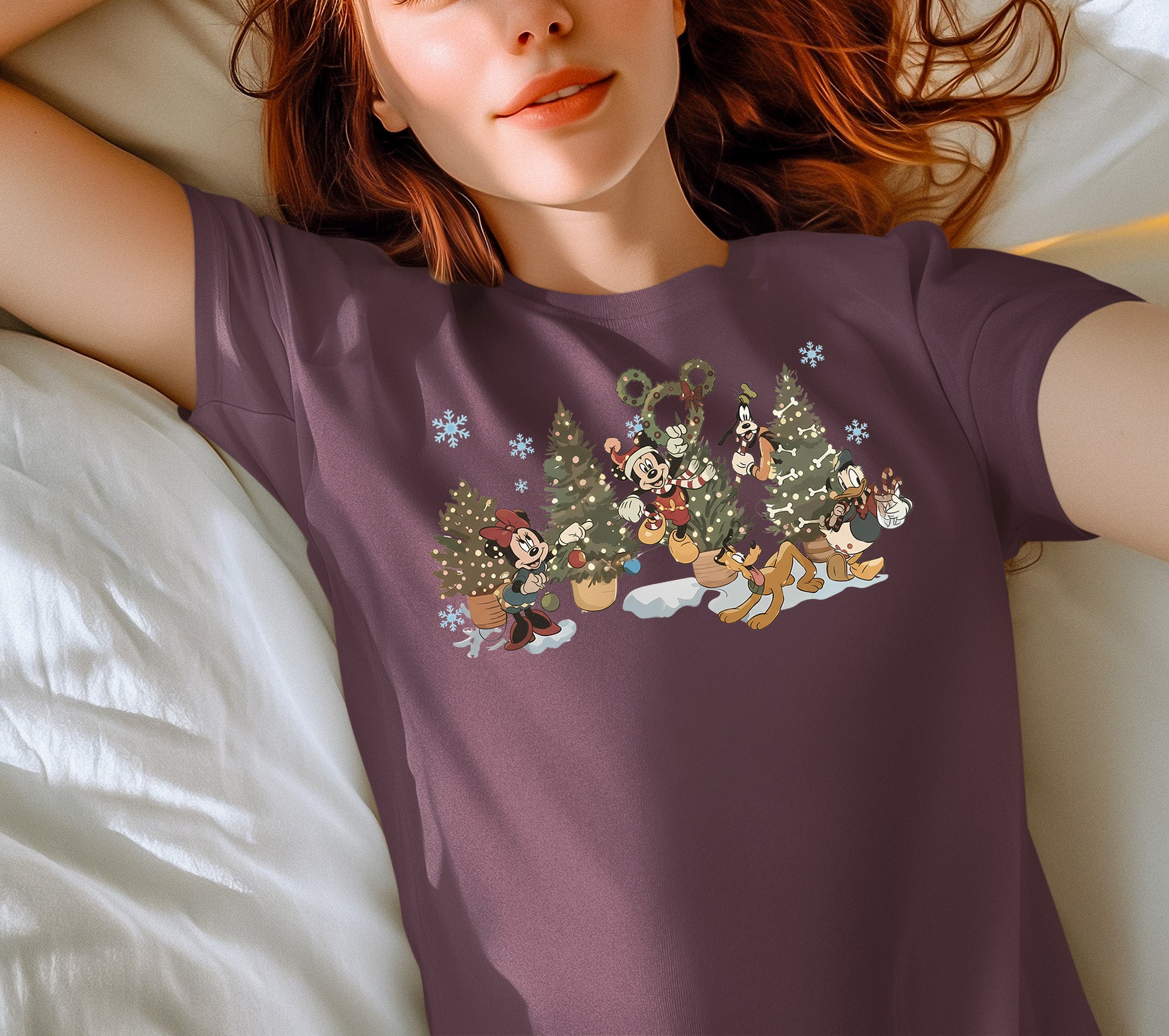 Vintage Christmas Fairytale Retro Style - Yuletide Nostalgia, Cozy Holiday Vintage Theme T-Shirt