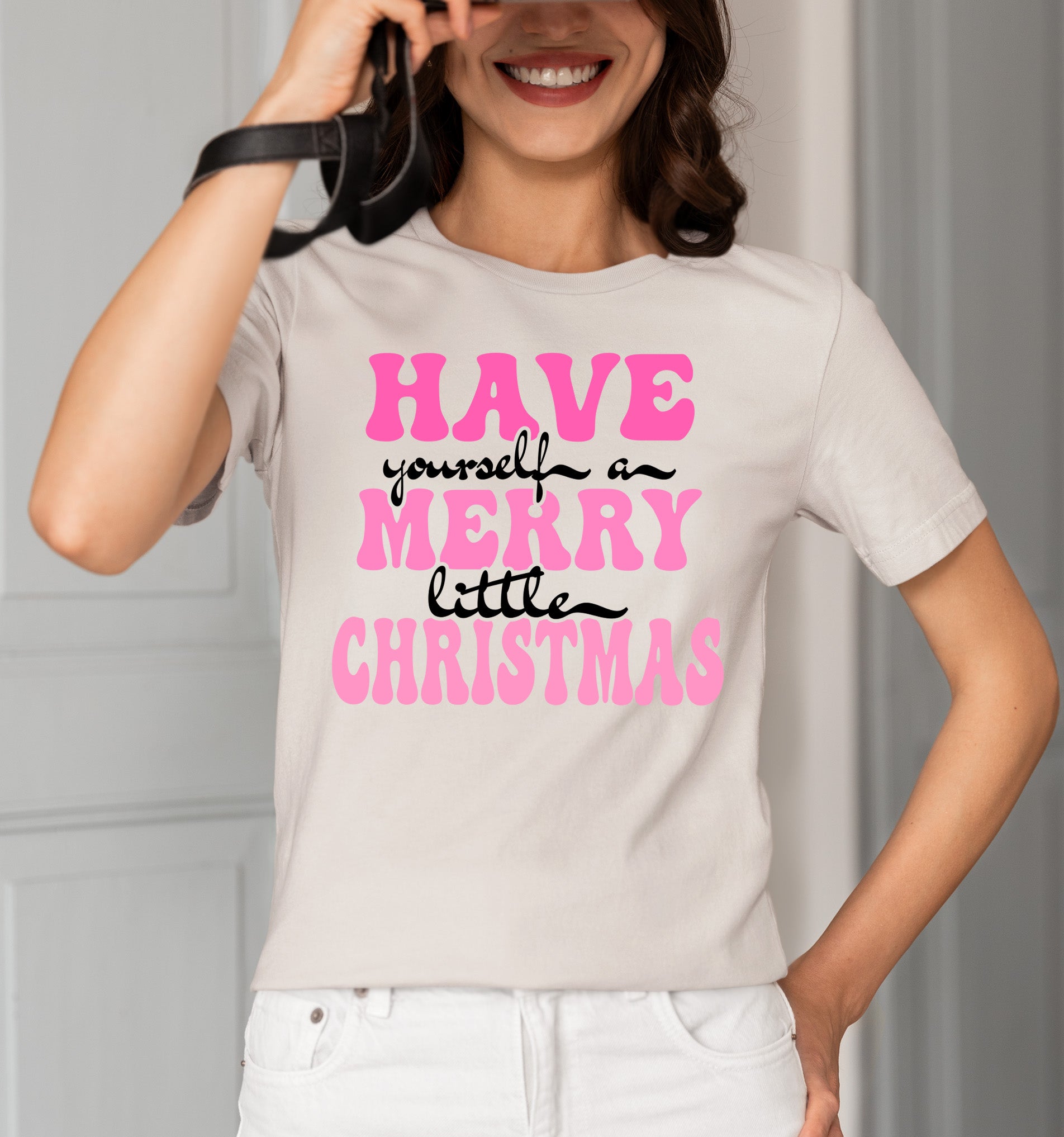 Have yourself a merry little christmas - festive vibes for cozy gifting and seasonal joy T-Shirt