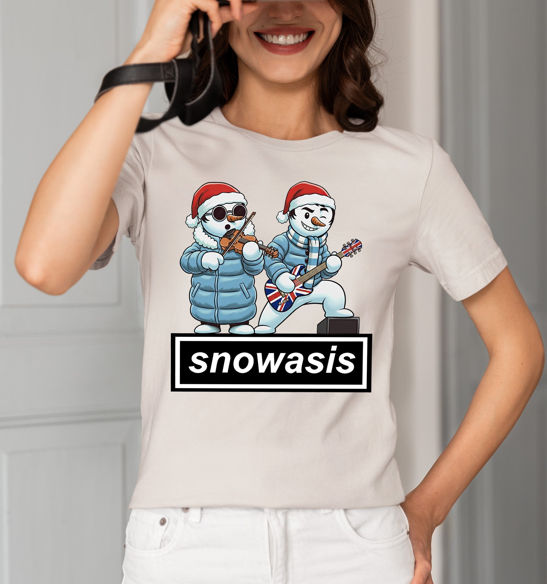 Snowasis Guitar and Violin Christmas Theme - Festive Gift for Music Lovers, Holiday Cheer, Unique Seasonal Accessory T-Shirt