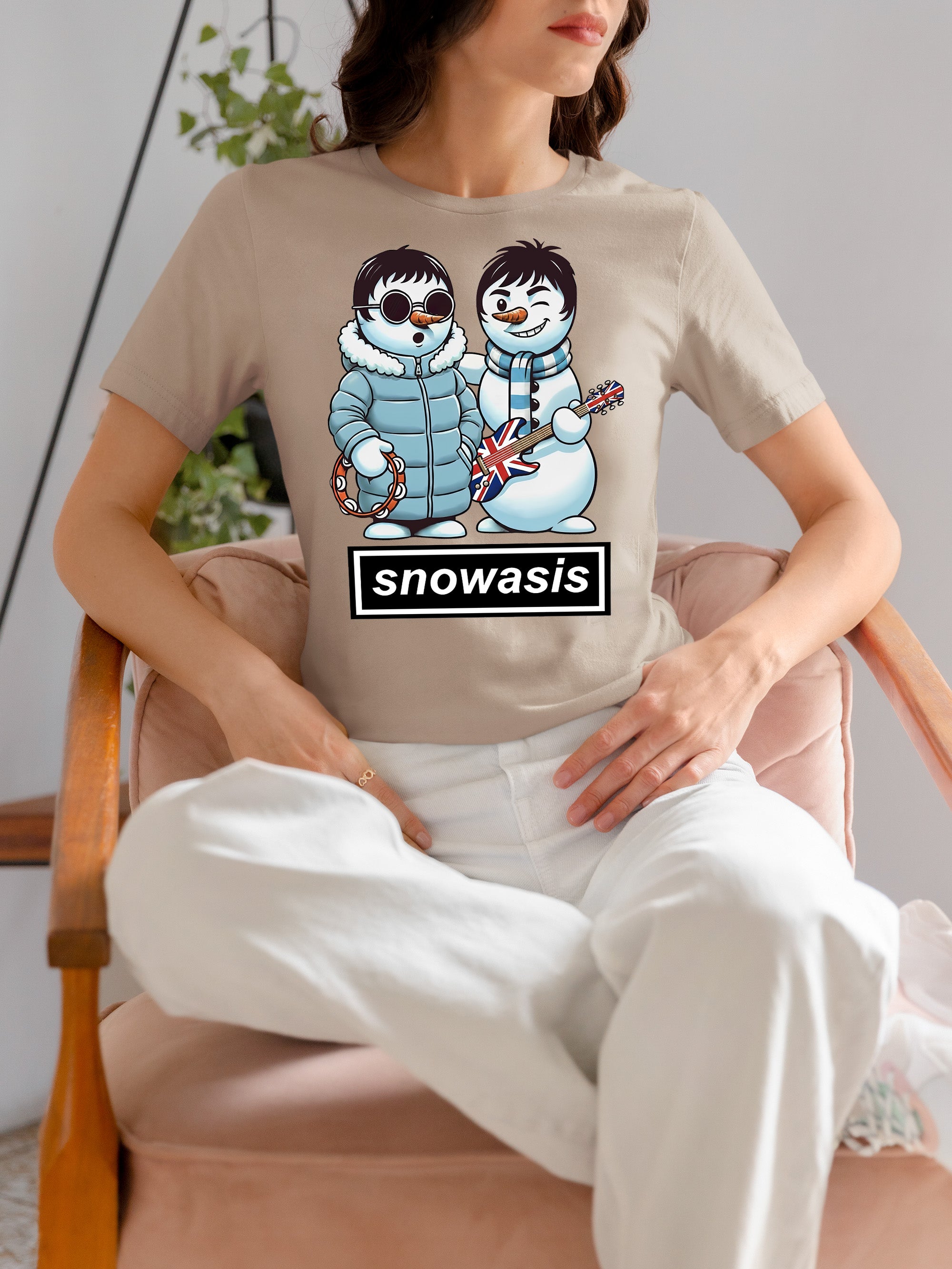 Snowasis Snowmen Guitar Christmas Charm - Whimsical Holiday Keepsake T-Shirt