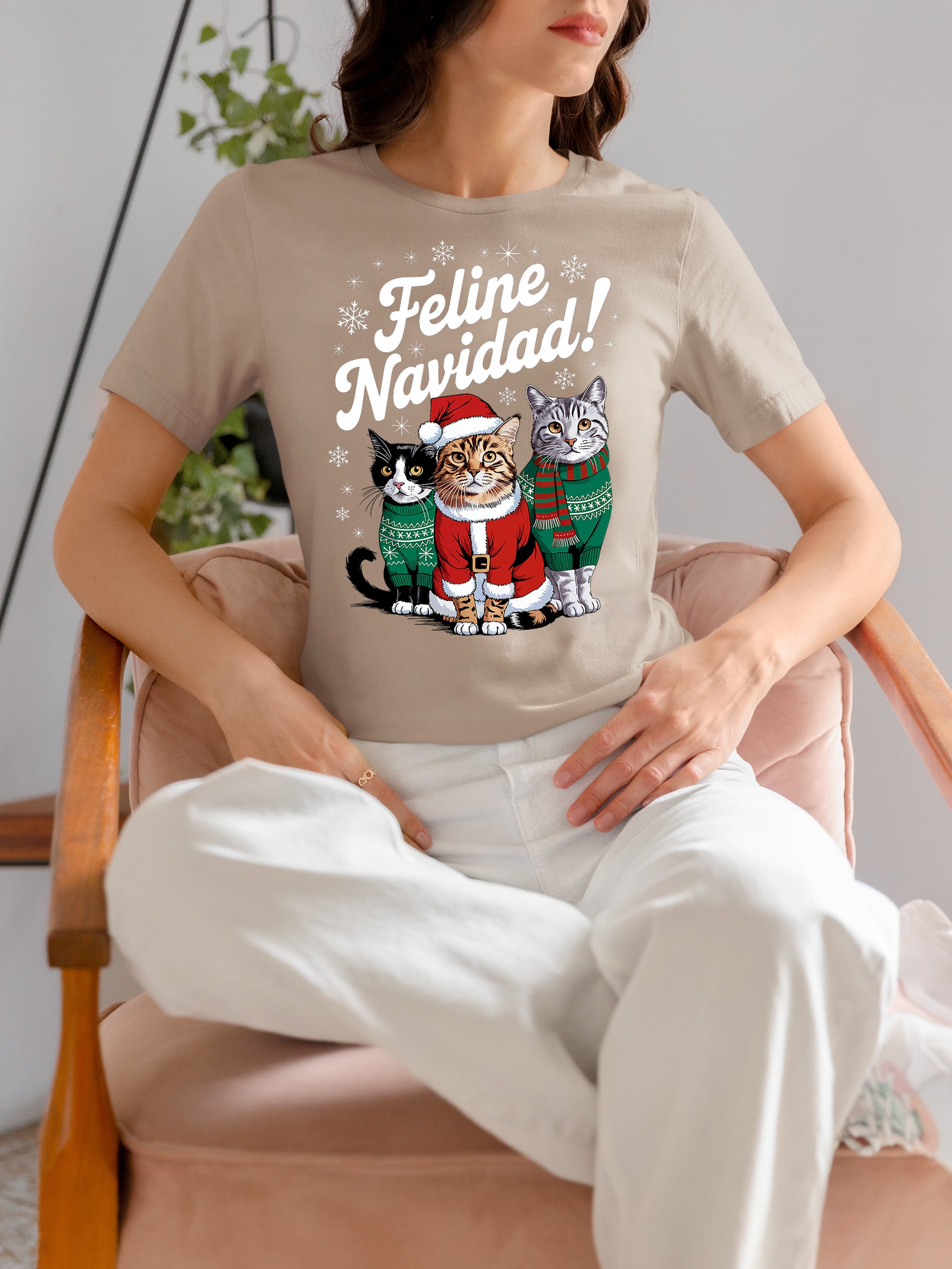 Cat Snowflakes Christmas Theme - Festive Holiday Cat Artwork for Season T-Shirt