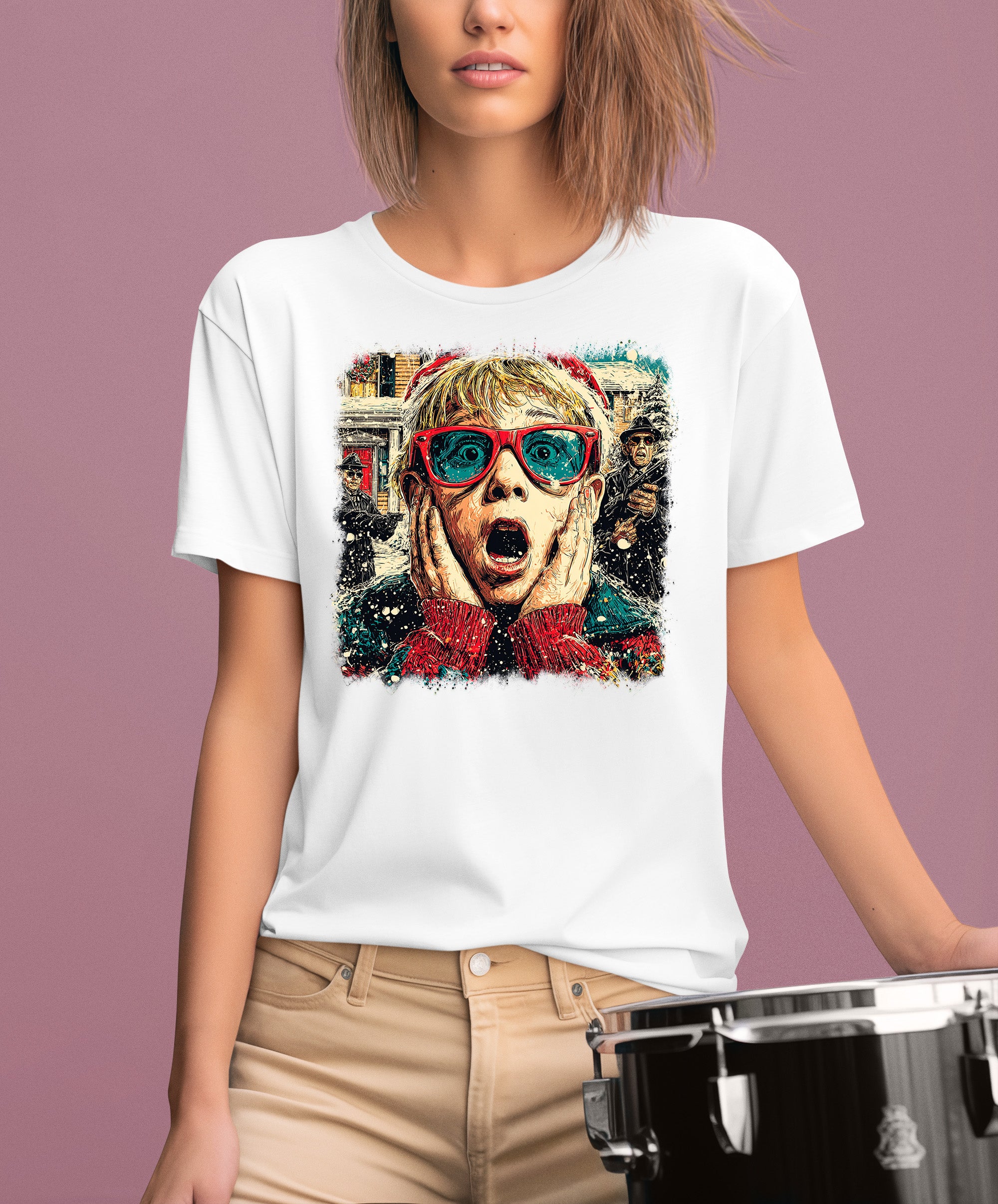 McCallister Scream Christmas Moment – Festive Holiday Pop Culture Theme, Cozy Season Tribute, Seasonal Gift Idea T-Shirt